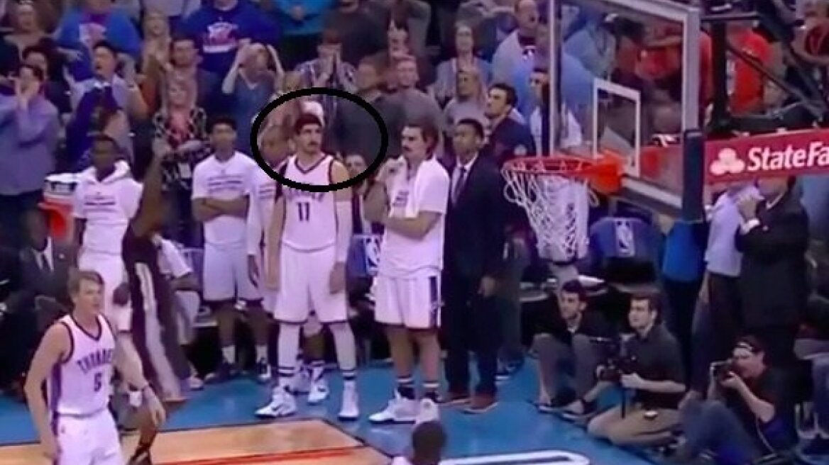 Ο Καντέρ ήξερε ότι το σουτ του Κάρι θα μπει!