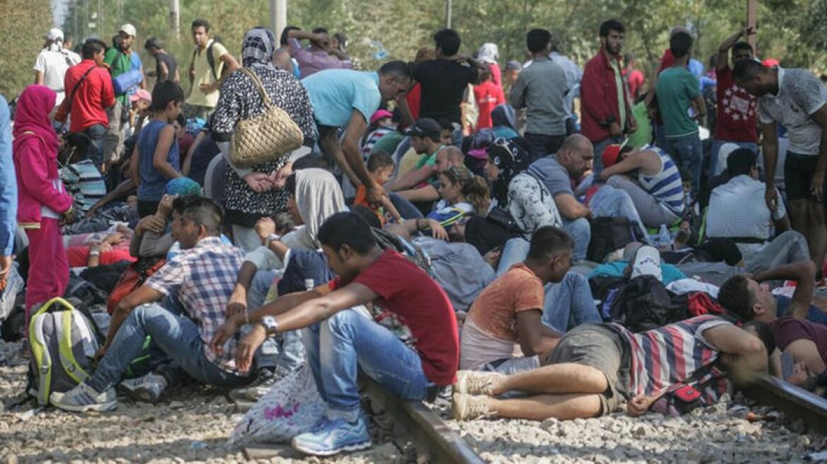 PM Tsipras admits gov’t was not ready to deal with the refugee flow