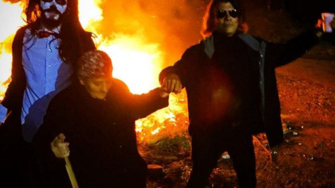 Ο Ηλίας Ψινάκης γλεντάει με την... συμμαθήτρια