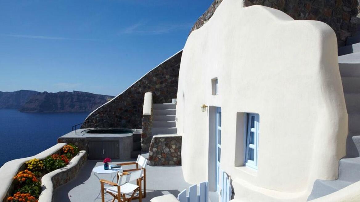 Best Greek hotels for a romantic getaway