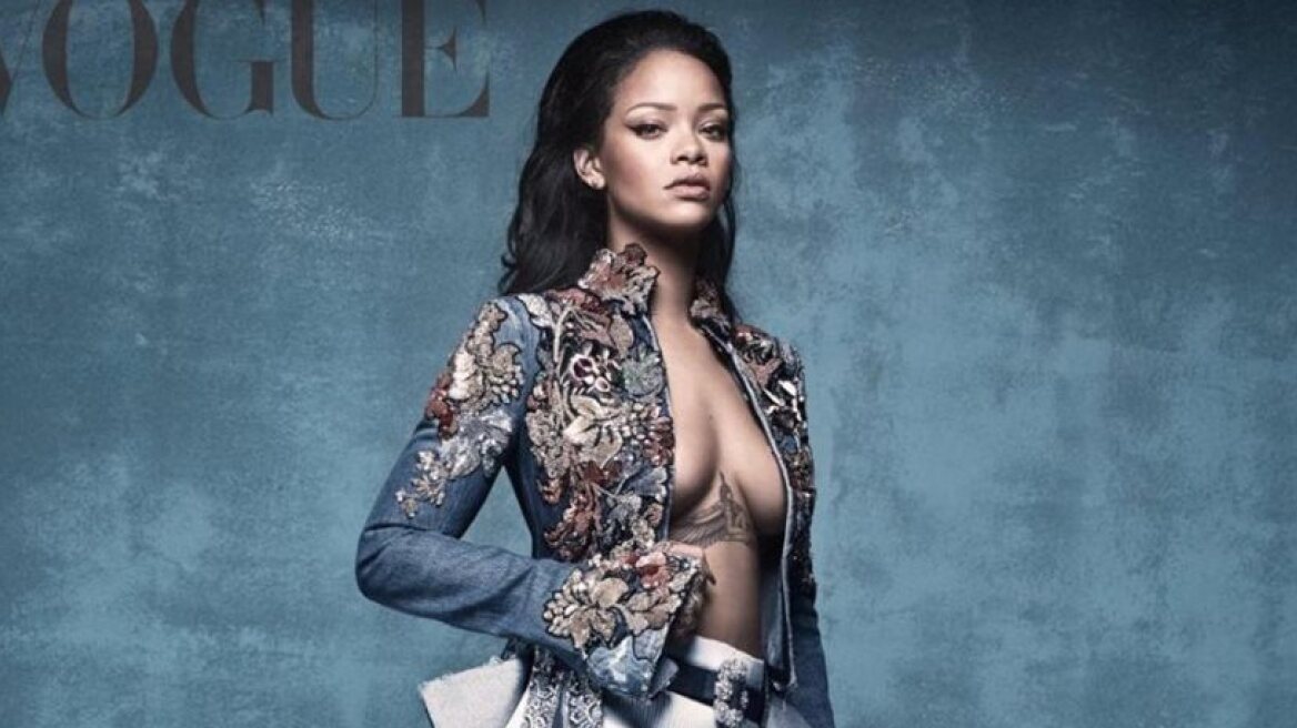 Rihanna shows us her bust (hot pic)