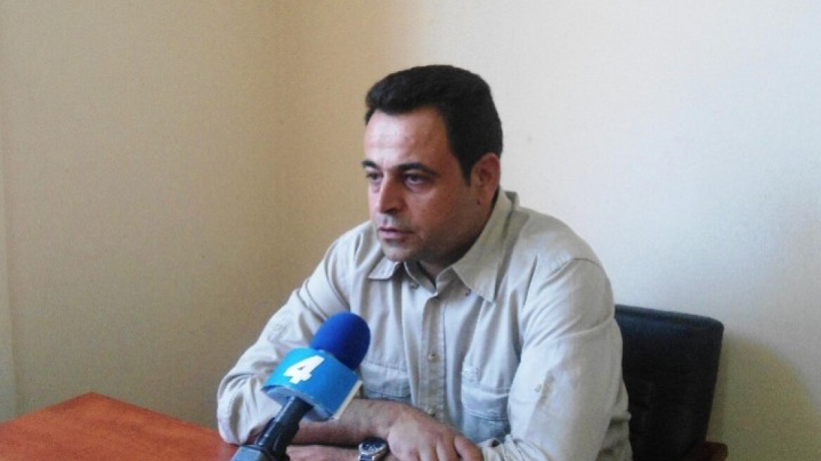 Ο Σαντορινιός διαψεύδει... επιβεβαιώνοντας τα περί Αμυγδαλέζας