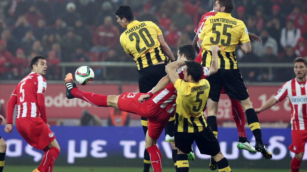 Βόμβα στο ΙΧ του παρατηρητή του αγώνα ΑΕΚ-Ολυμπιακός