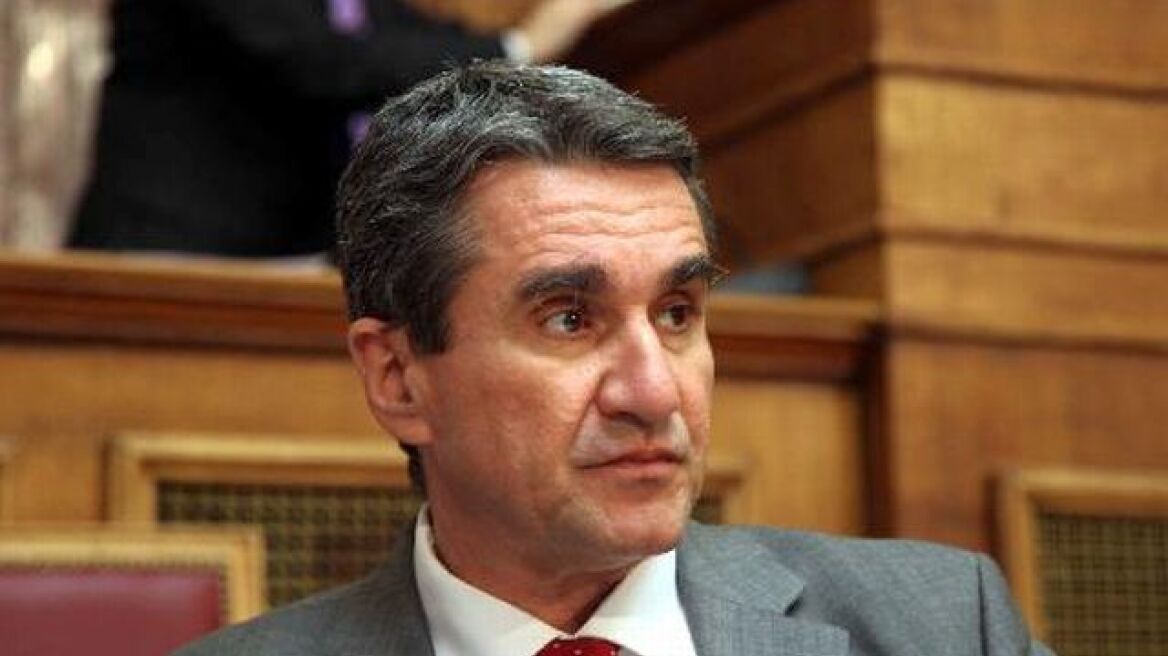 Λοβέρδος: «Η χώρα έχει κυβέρνηση Μπόρατ»