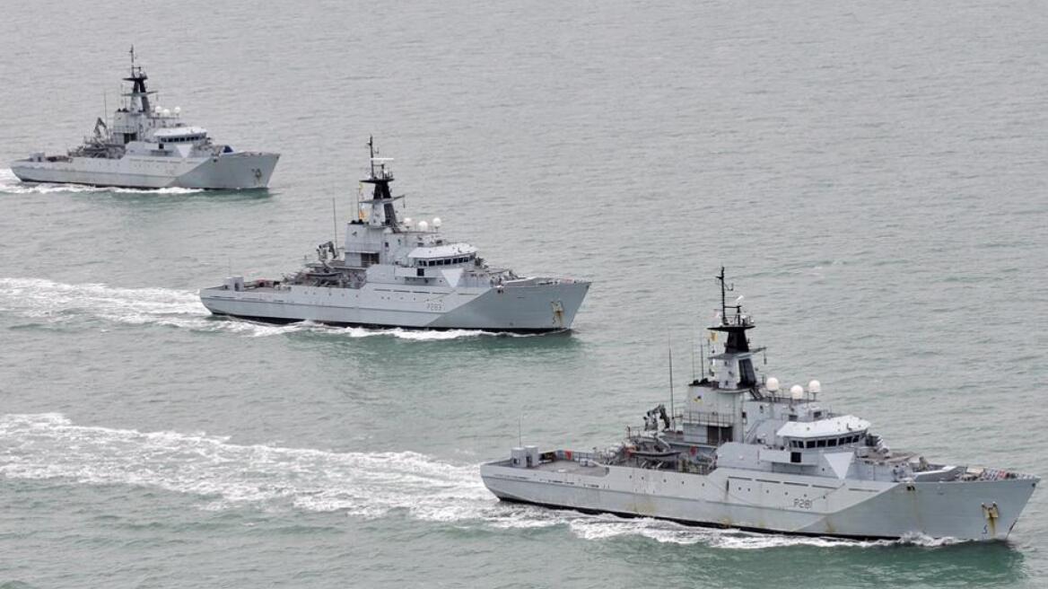 Τρία πλοία στέλνει ο Κάμερον για τις επιχειρήσεις του ΝΑΤΟ στο Αιγαίο