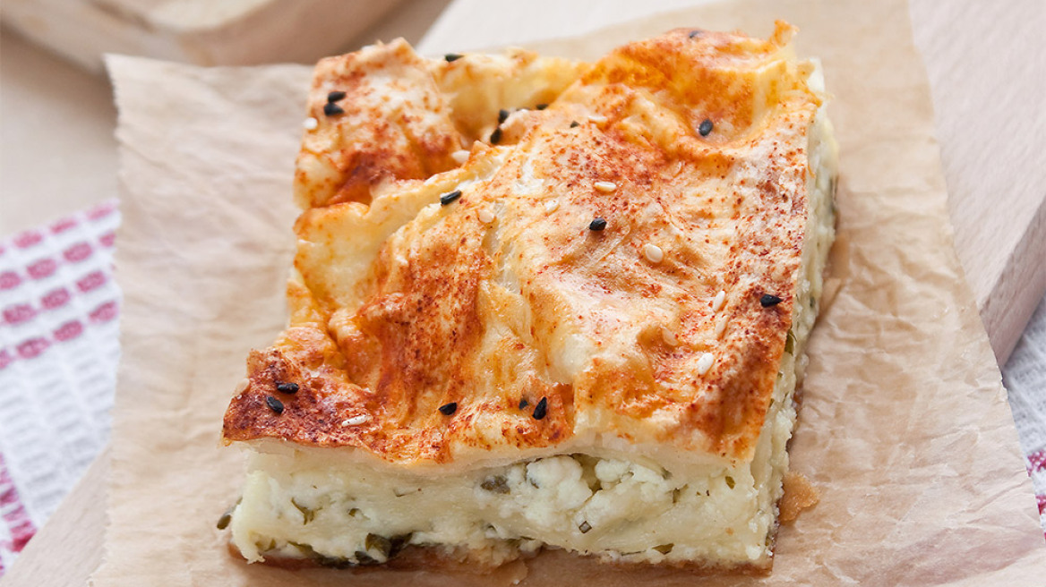 Τυρόπιτα σφολιάτας με φέτα, ανθότυρο και δυόσμο