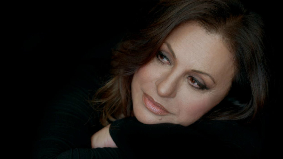 Η «Χάρις» της στον Ιανό