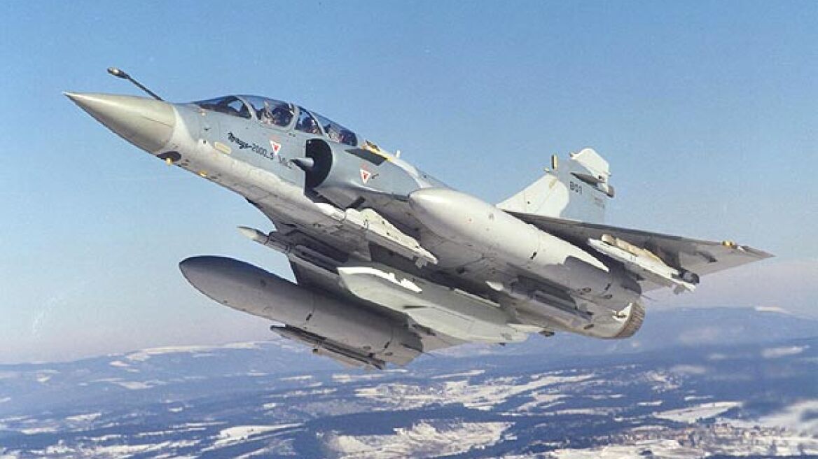 Γαλλικά καταδιωκτικά αναχαίτισαν δύο ρωσικά βομβαρδιστικά