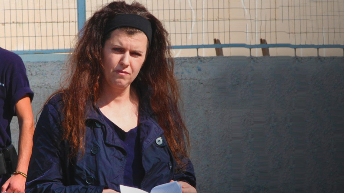 Pola Roupa threatens to kill anyone who stands in her way