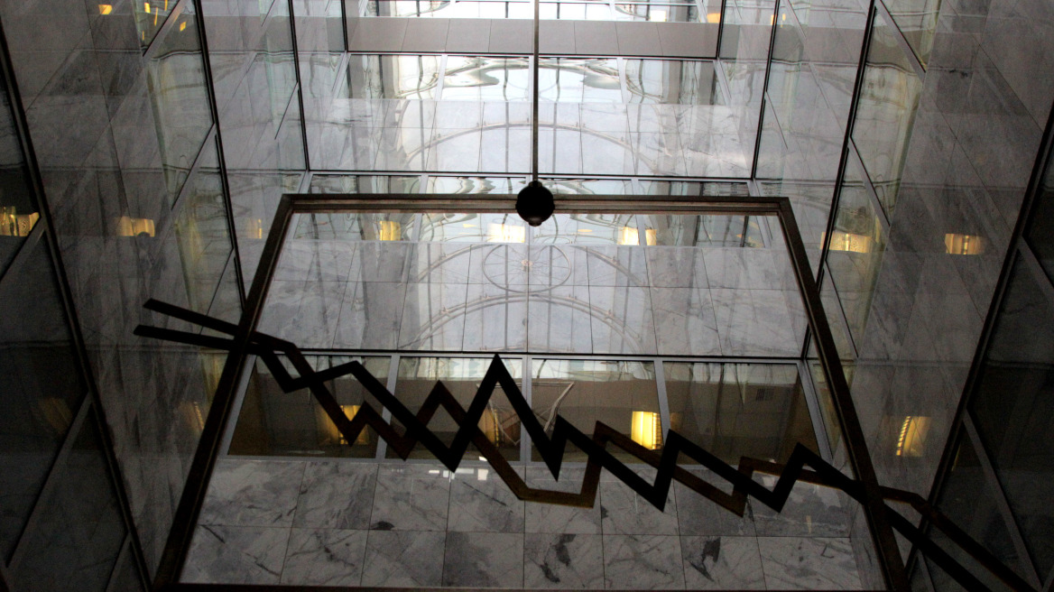 Σταθεροποίηση και μικρός τζίρος στο Χρηματιστήριο Αθηνών