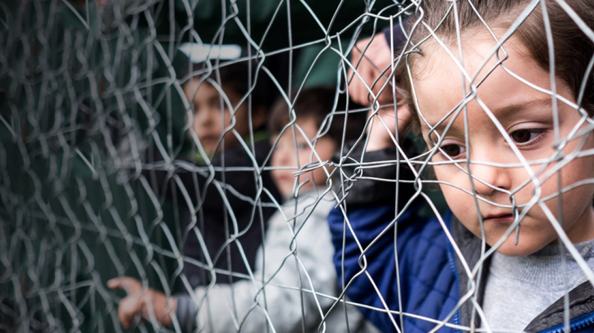 Albania and Bulgaria seal their borders against refugees (pics+vid)