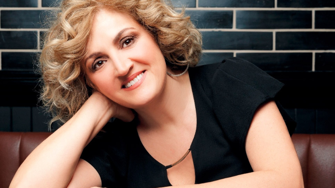 Υρώ Μανέ: «Υπάρχουν ακόμα καταπιεσμένες γυναίκες με απωθημένα»