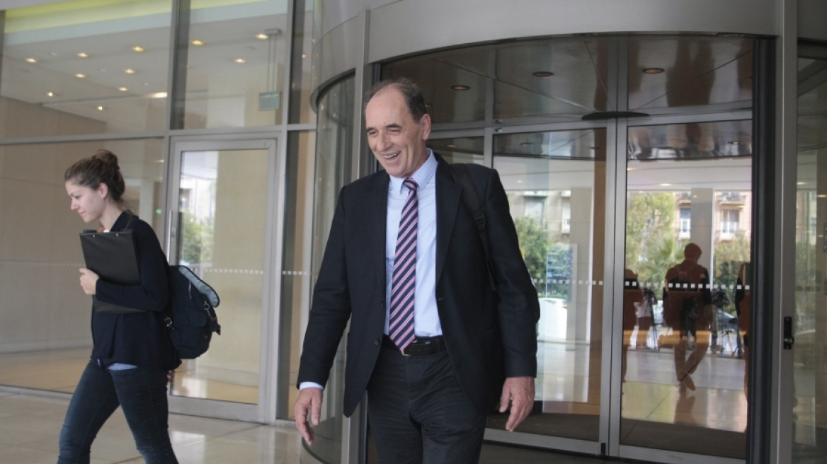 Δεν τα βρήκαν Σταθάκης - κουαρτέτο για τα «κόκκινα» δάνεια 