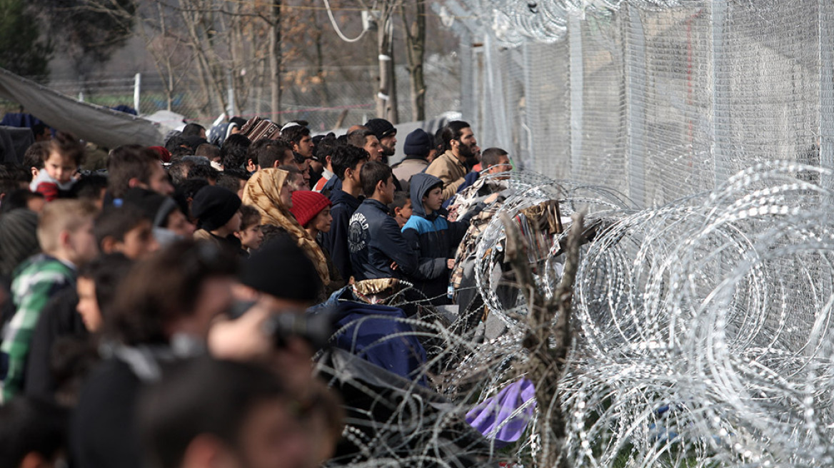 Ερμητικά κλειστά τα βόρεια σύνορα - 1.300 μετανάστες έφτασαν το πρωί στη Λέσβο