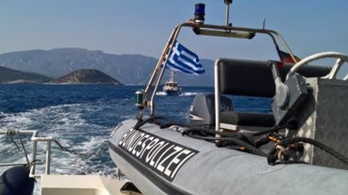 Refugees saved in Aegean to be sent to Greece, says Spiegel magazine