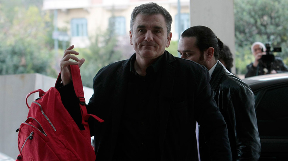 Επιπλέον φόρους προτείνει ο Τσακαλώτος στους δανειστές