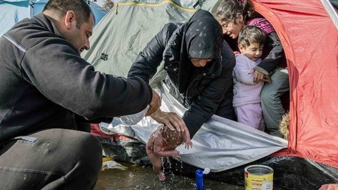 Στο επίκεντρο του ενδιαφέροντος του βελγικού Τύπου το προσφυγικό