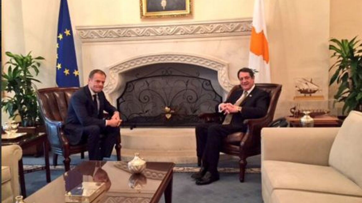 Ο Τουσκ πιέζει την Λευκωσία να συναινέσει στο άνοιγμα ενταξιακών κεφαλαίων της Τουρκίας