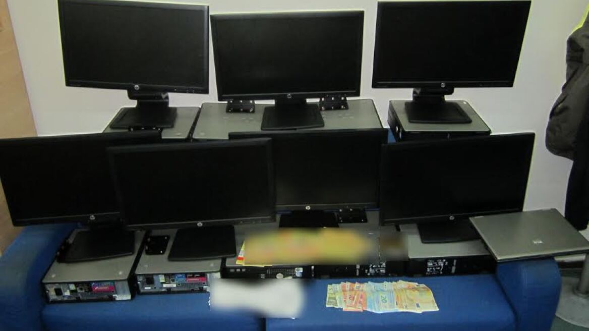 Στοίχημα και «φρουτάκια» σε Ίντερνετ καφέ της Πάτρας