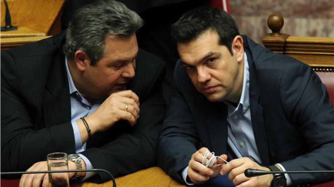 ΣΥΡΙΖΑ-ΑΝΕΛ: Χθες «σφάχτηκαν» και σήμερα μιλούν για «κλίμα εξαιρετικής συνεργασίας»