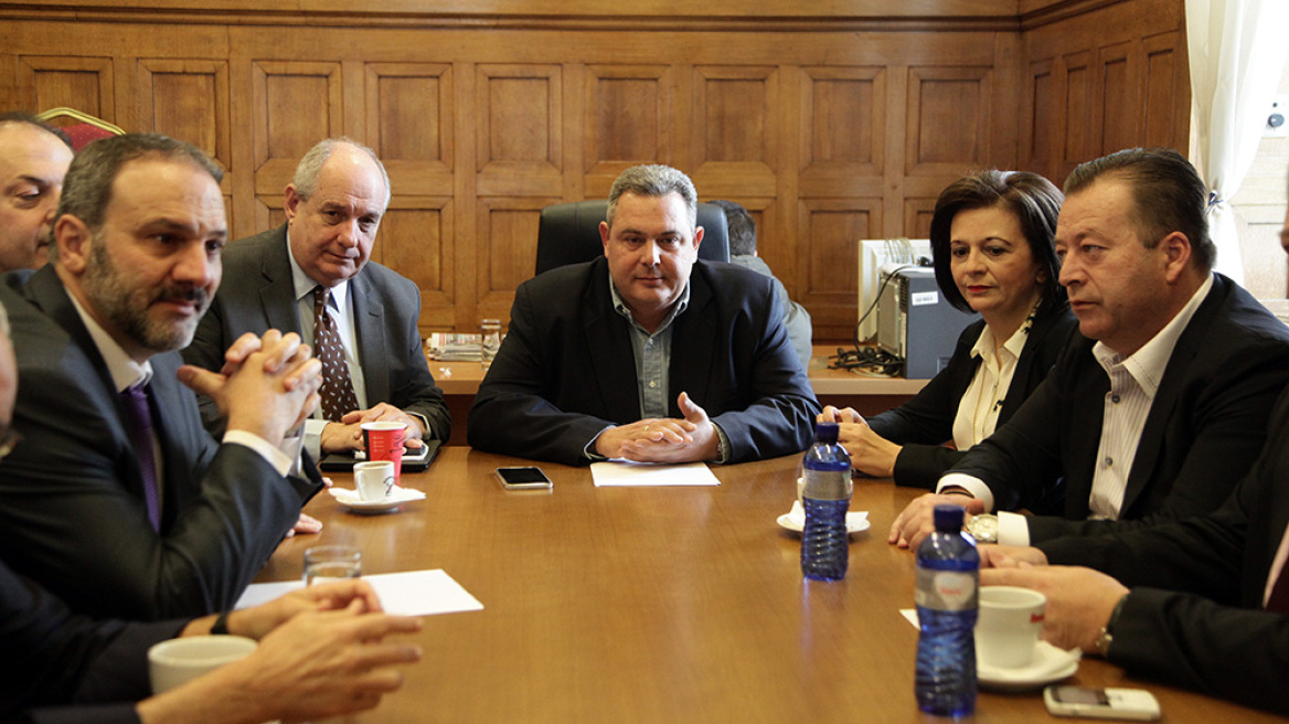 Καμμένος: Δεν ζητώ τίποτε από Τσίπρα, να παραιτηθεί μόνος του ο Μουζάλας