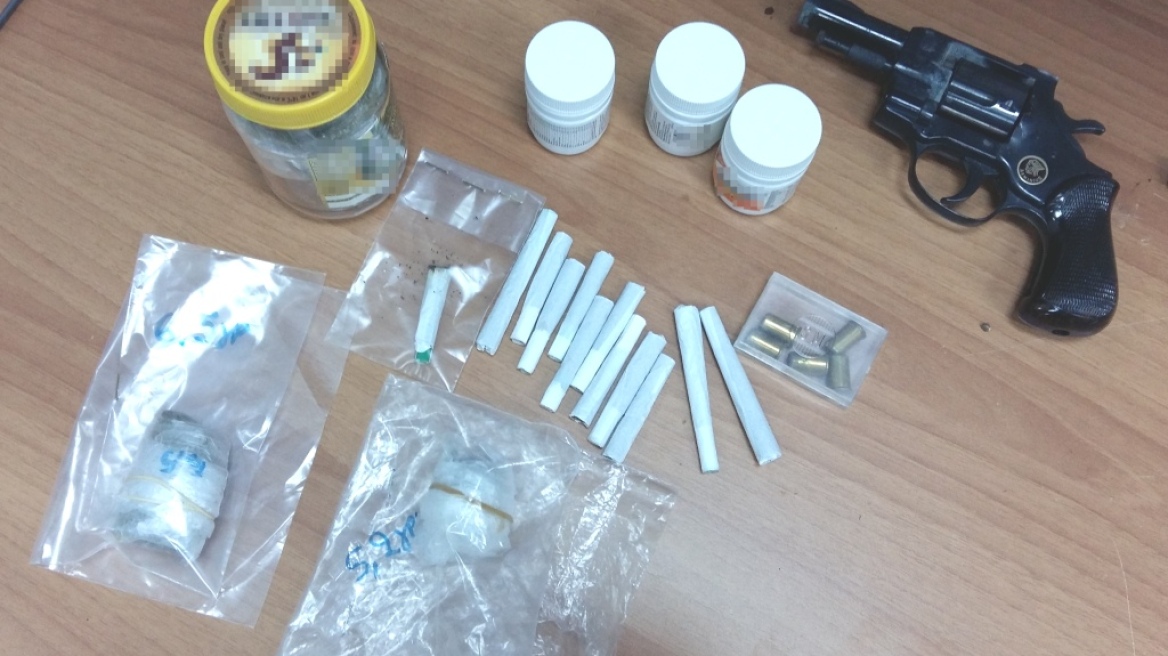 Παππούς συνελήφθη με χασίς και όπλο στην Κομοτηνή