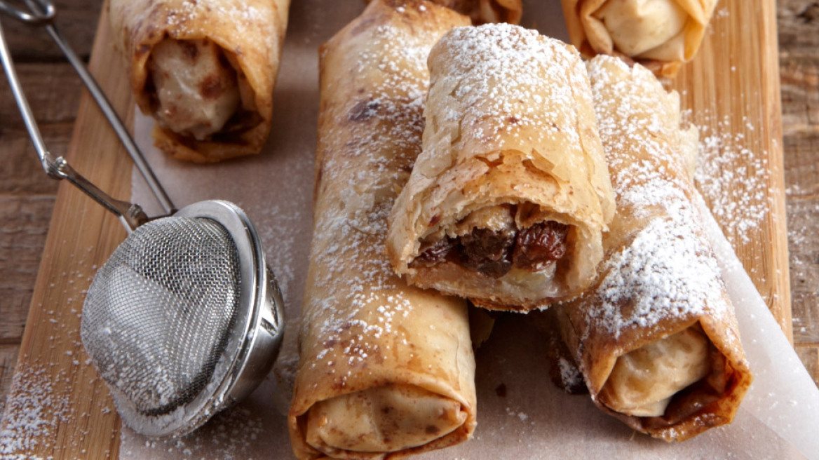 Μπουρεκάκια με χαλβά Όλυμπος