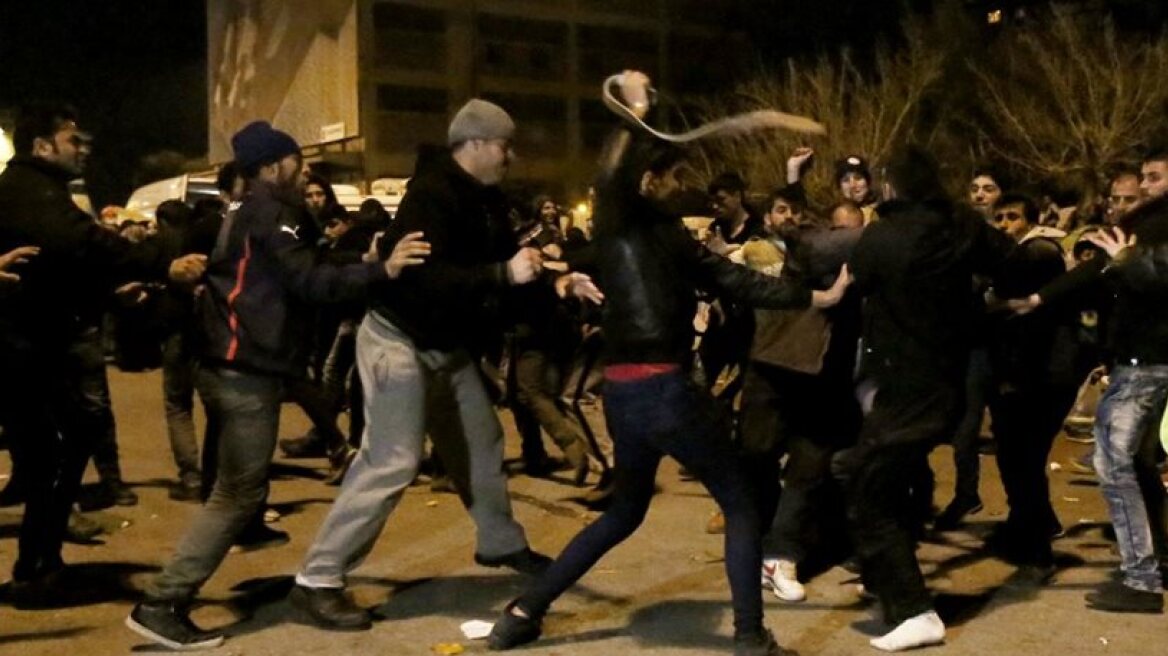 Refugees lynch pedophile at Idomeni camp (photos+video)