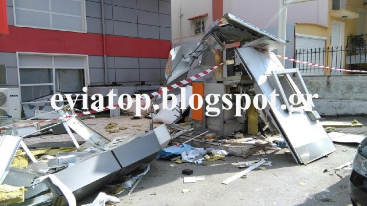 Ανατίναξαν ΑΤΜ στη Χαλκίδα