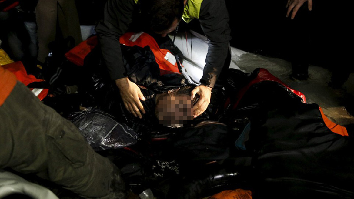 Μετανάστες ποδοπατήθηκαν μέχρι θανάτου στη Λέσβο