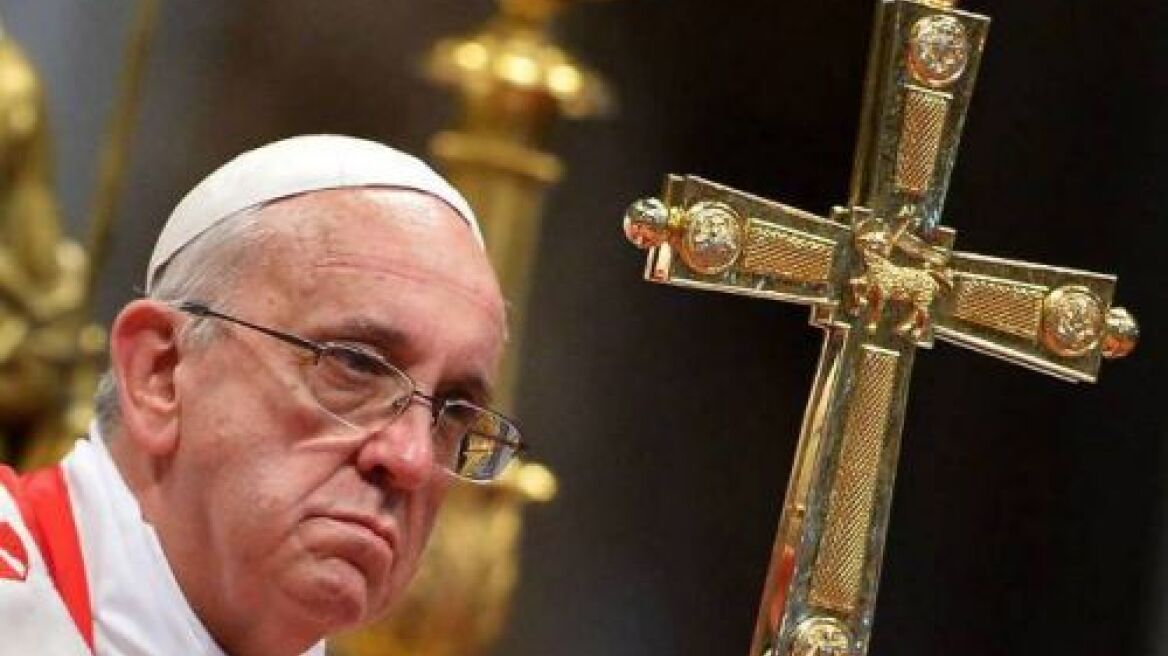 Πάπας: «Ακόρεστο κοιμητήριο» η Μεσόγειος και το Αιγαίο