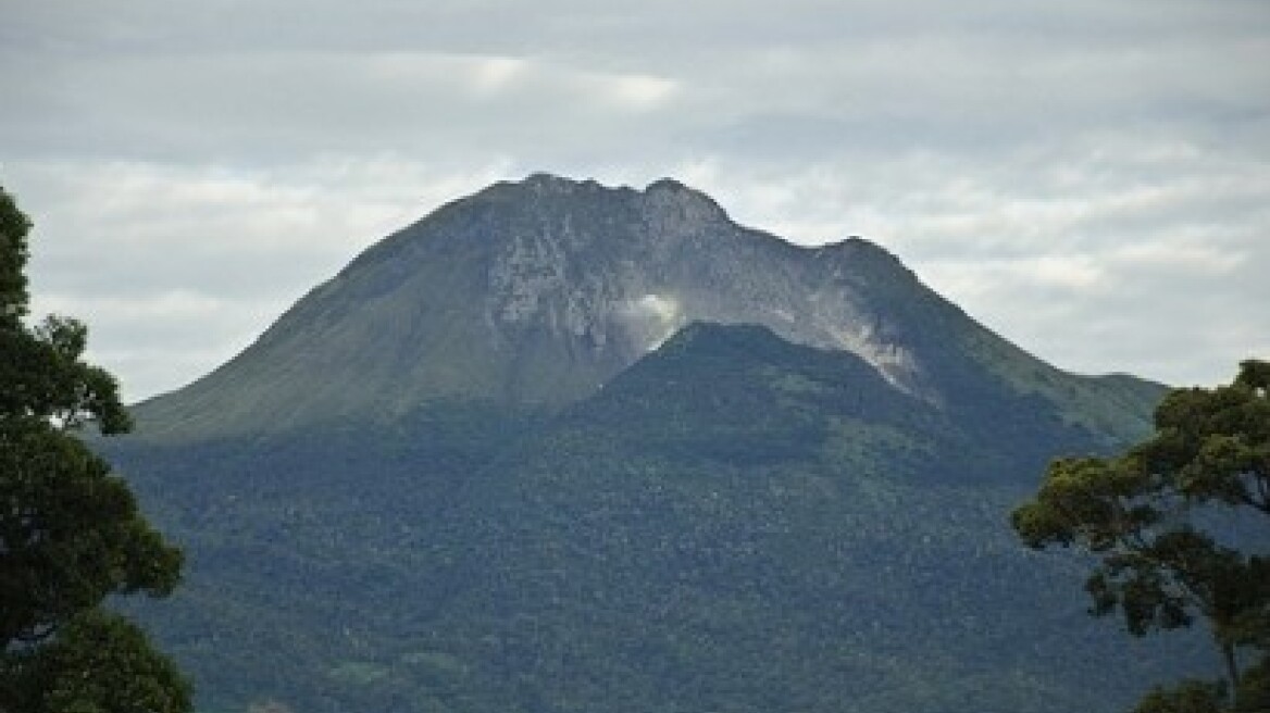 Φιλιππίνες: Μεγάλη πυρκαγιά στο Όρος Άπο