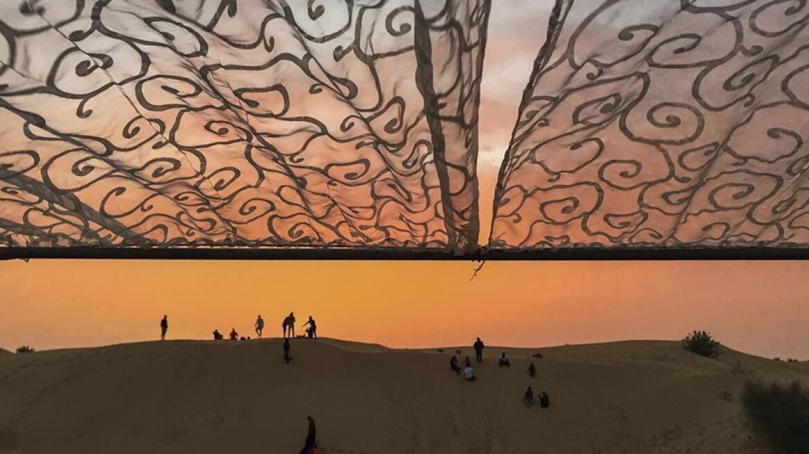 Photographer Costas Vergas presents his “eye phone” exhibition