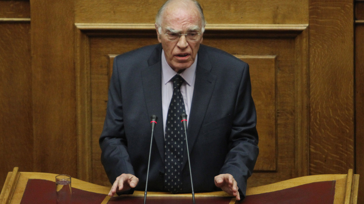 Λεβέντης: Ευτυχώς που ο Κουρουμπλής δεν βλέπει τα αίσχη