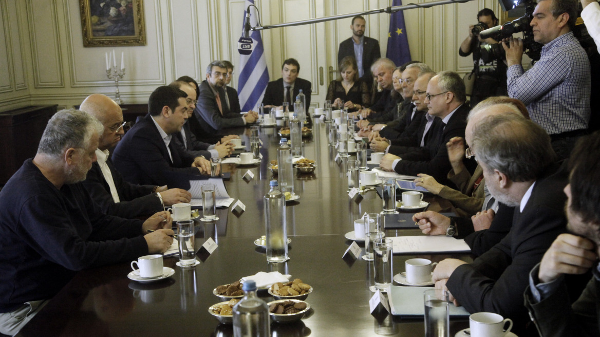 Συνάντηση Τσίπρα με ευρωβουλευτές για την αξιολόγηση