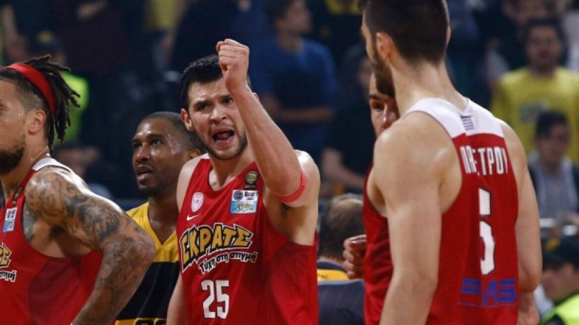 Κώστας Παπανικολάου: Ο καλός Ολυμπιακός δεν έπαψε να υπάρχει