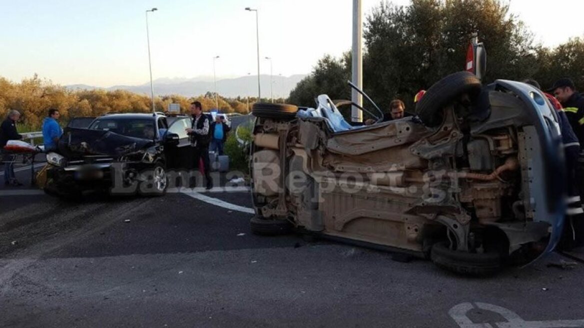 Singer Giorgos Tsalikis’ mother injured in a car accident