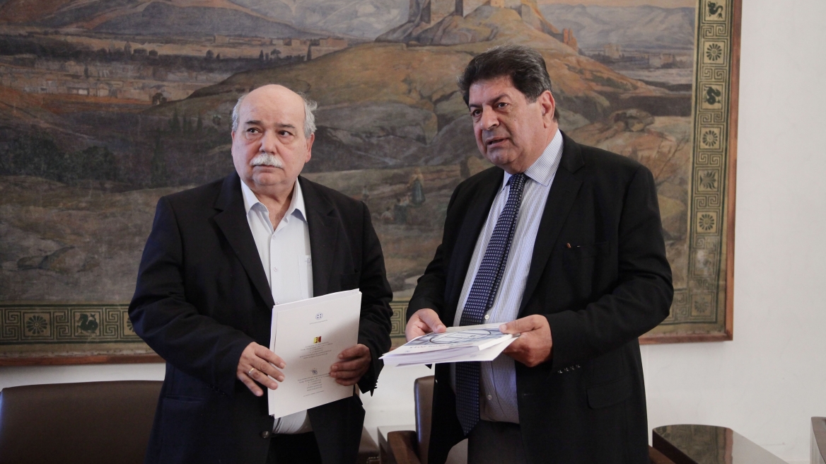 Η κρίση οδηγεί τους πολίτες στον «Συνήγορο του Καταναλώτη» 