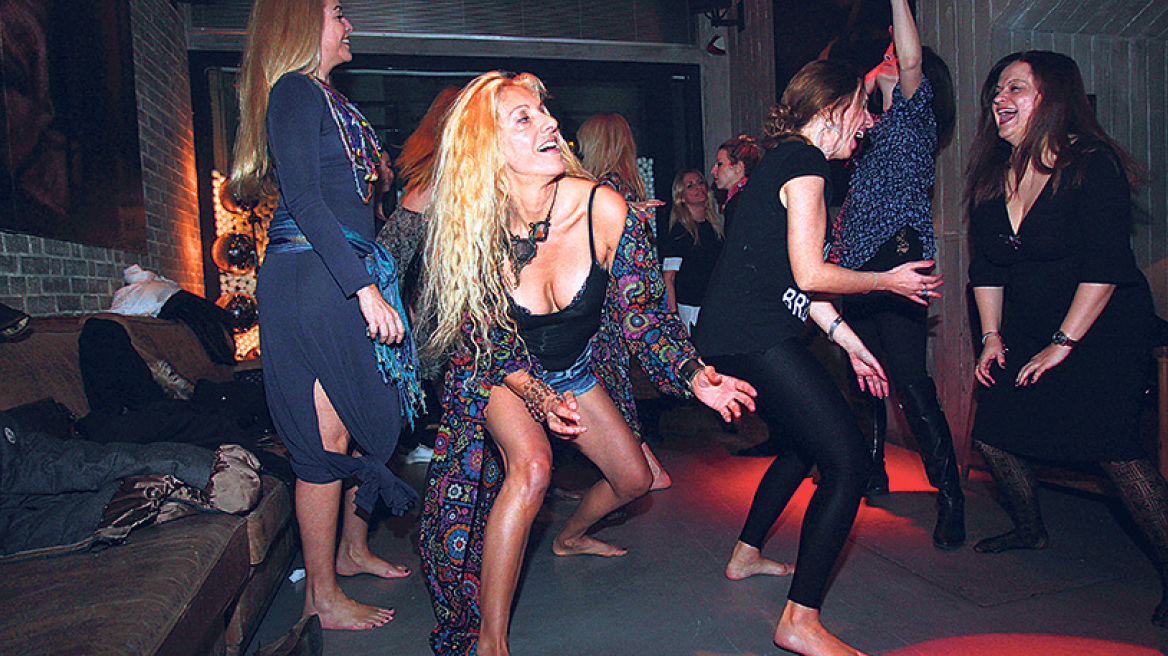  Η κοσμική Αθήνα χορεύει στους ρυθμούς των τσάκρα