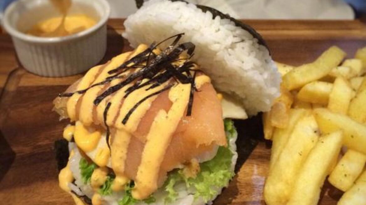 Σούσι Μπέργκερ: Το «ψωμάκι» από ρύζι είναι Μόδα και αρέσει πολύ!