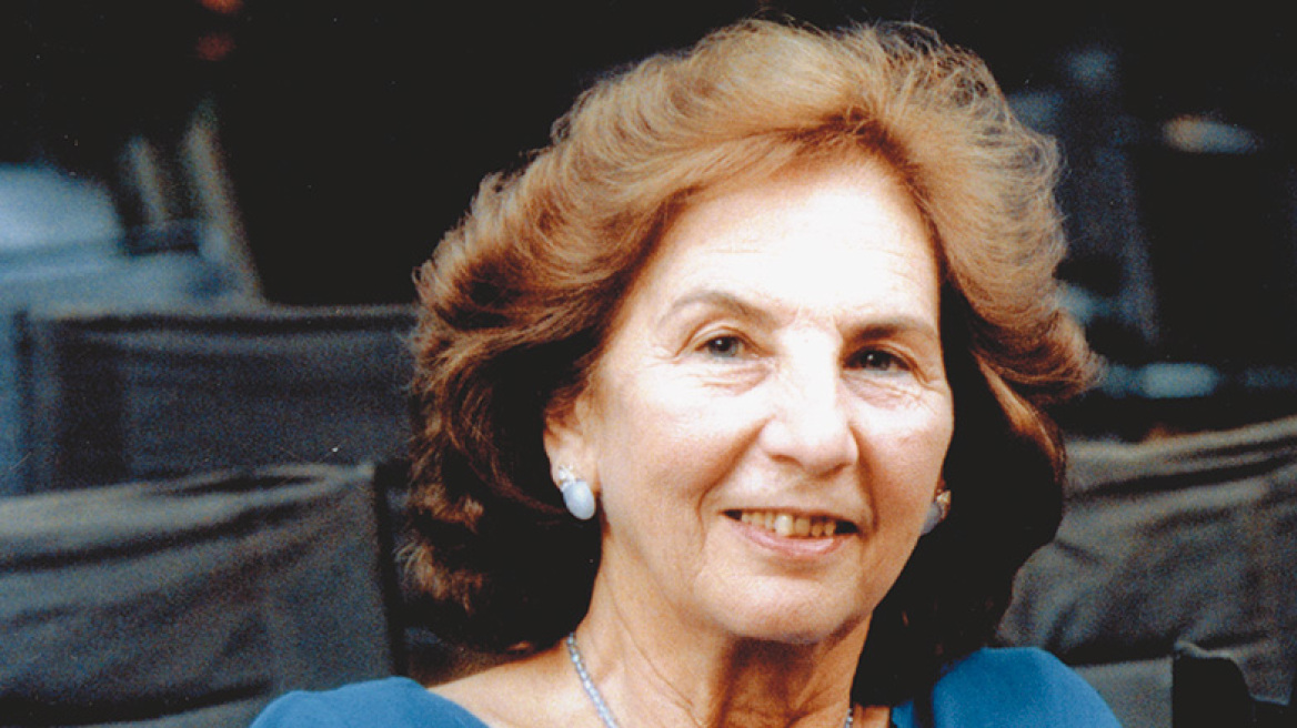 Η Άλκη Ζέη στον Πειραιά