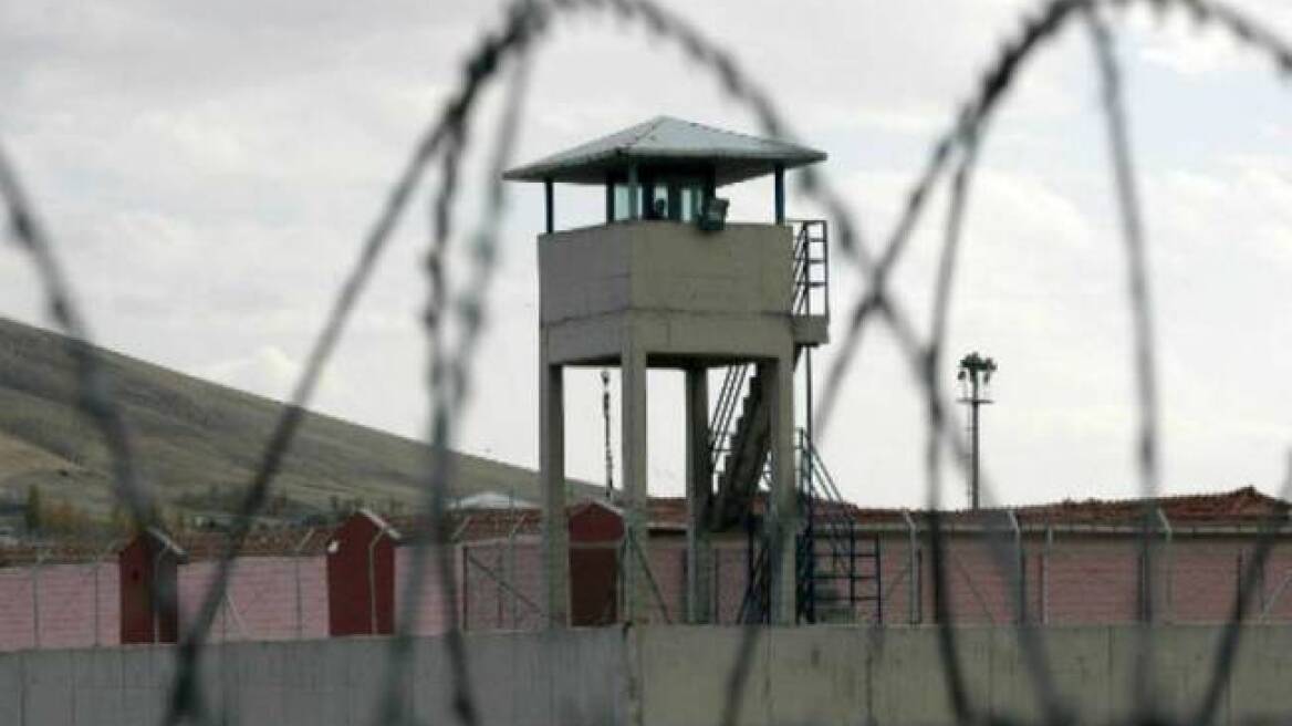 Ξάνθη: Ανήλικη πέρασε ναρκωτικά σε κρατούμενο 