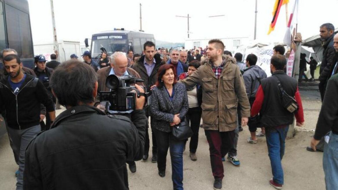 «Επιθεώρηση» στην Ειδομένη από την Θεανώ Φωτίου 