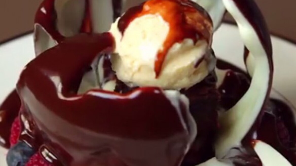 Το πιο εντυπωσιακό επιδόρπιο σε video!