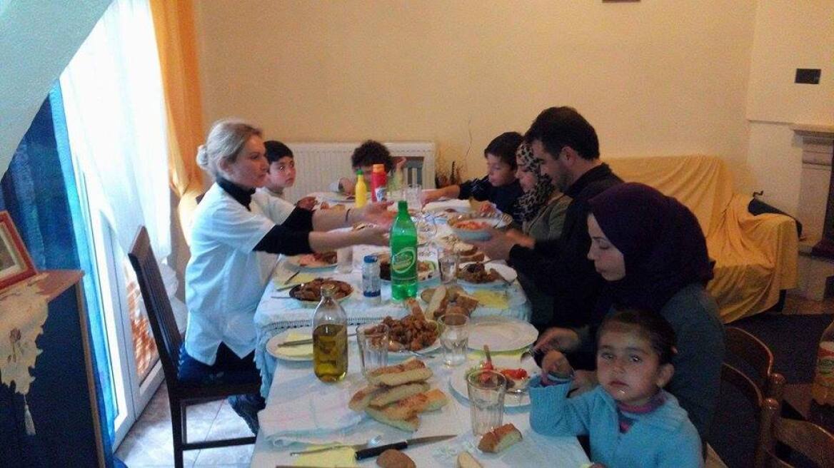 Ξεκινά το πρόγραμμα χρηματοδοτούμενης φιλοξενίας προσφύγων σε σπίτια