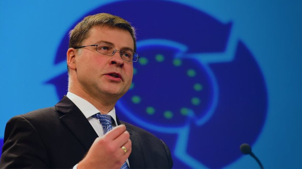 Dombrovskis: Greece was ready to exit memorandum, but Tsipras chose different path