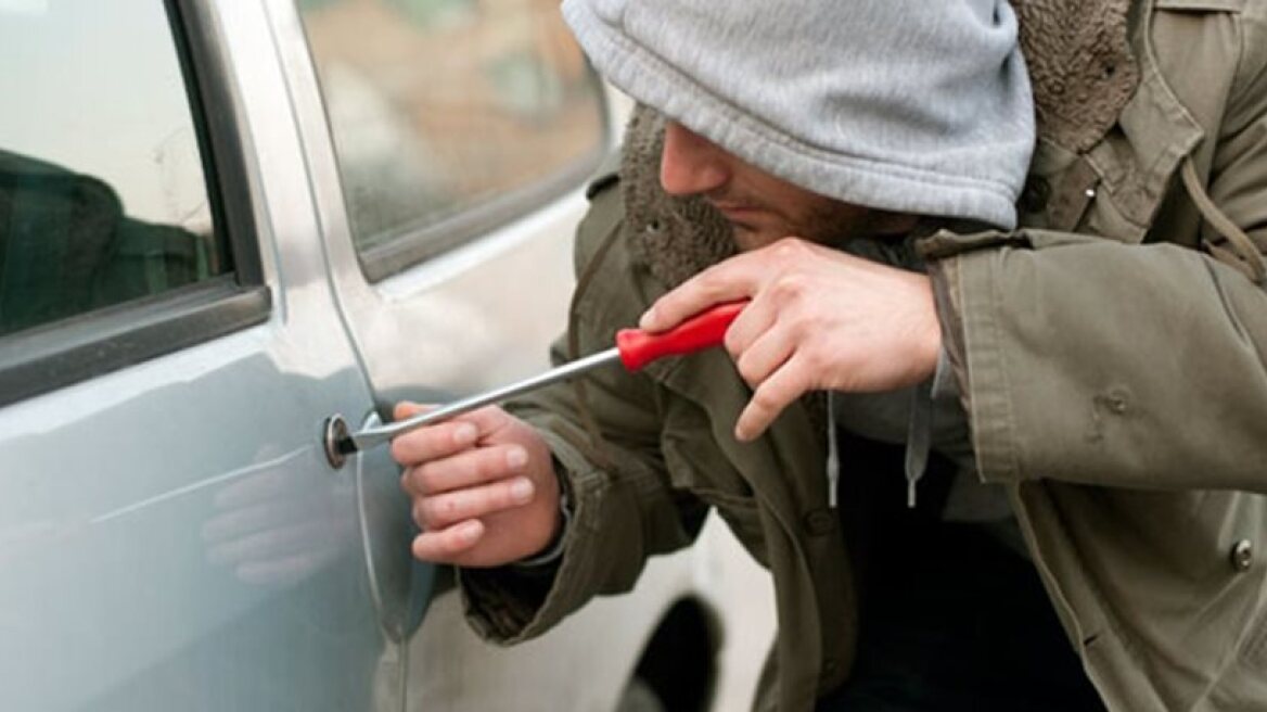 Παραβίαζαν νοικιασμένα οχήματα παραθεριστών στο Ρέθυμνο