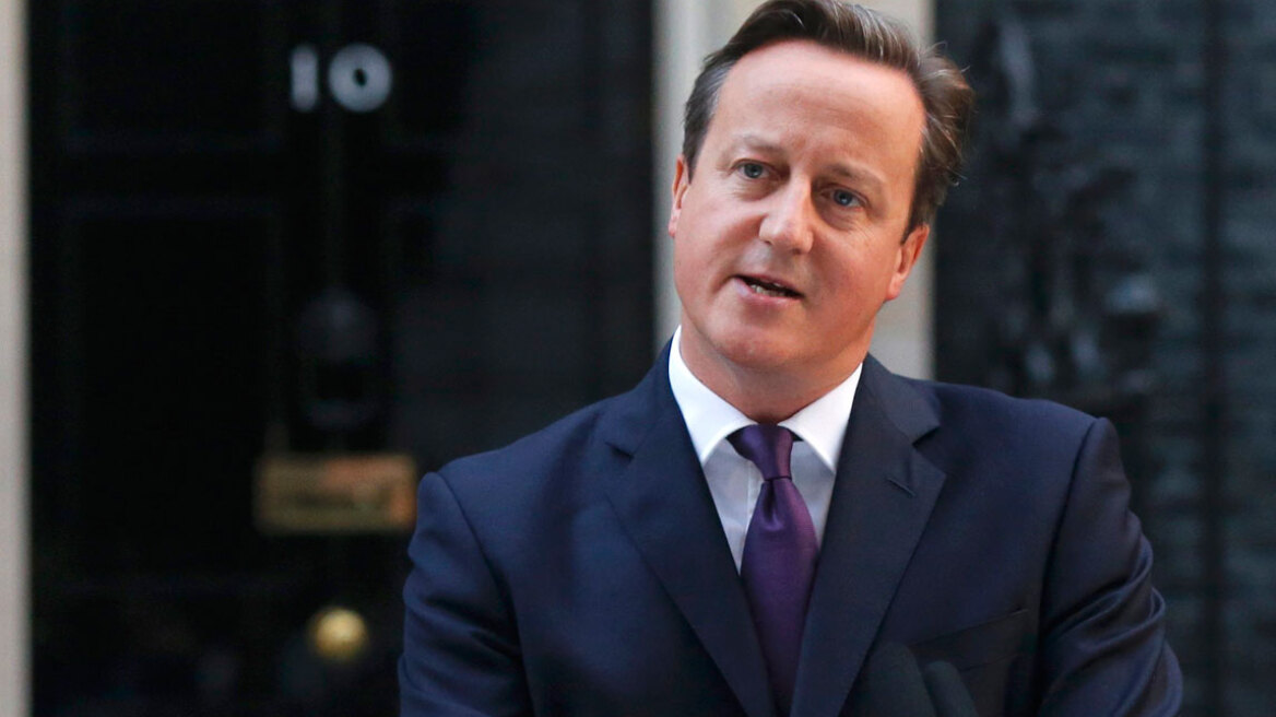 Panama Papers: Σε δεινή θέση ο Κάμερον πριν το δημοψήφισμα 