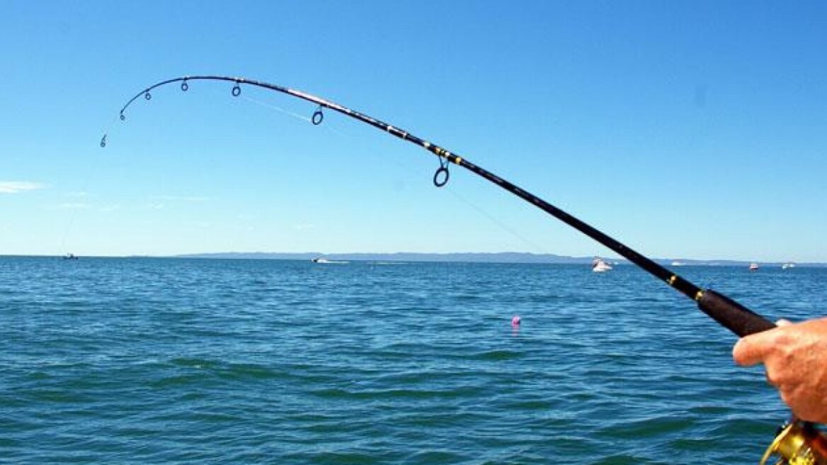 Αλβανός ψάρευε παράνομα στη Μικρή Πρέσπα