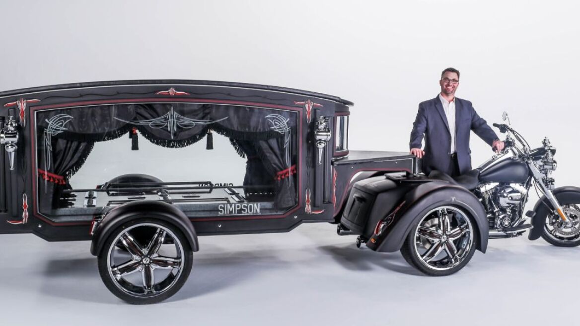 Μετά την Porsche, να και η νεκροφόρα μοτοσικλέτα...